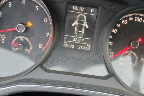 Volkswagen Passat 2016, 45100 км, за 7978 USD - фото 13