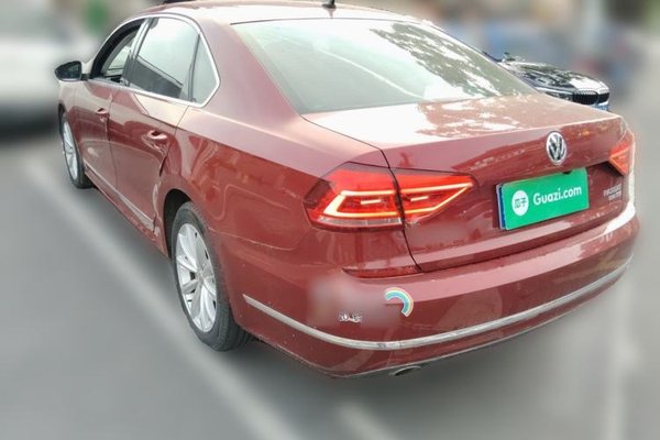 Volkswagen Passat 2016, 45100 км, за 7978 USD