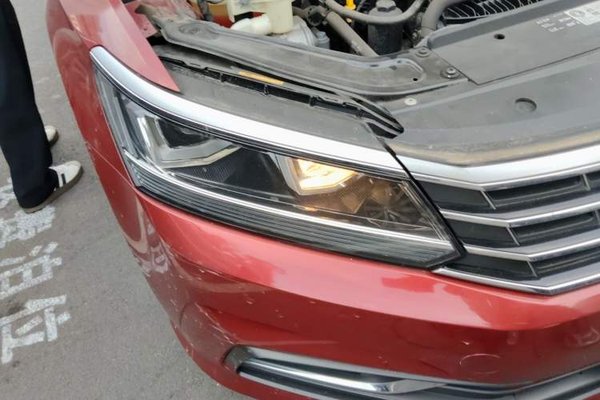 Volkswagen Passat 2016, 45100 км, за 7978 USD - фото 7