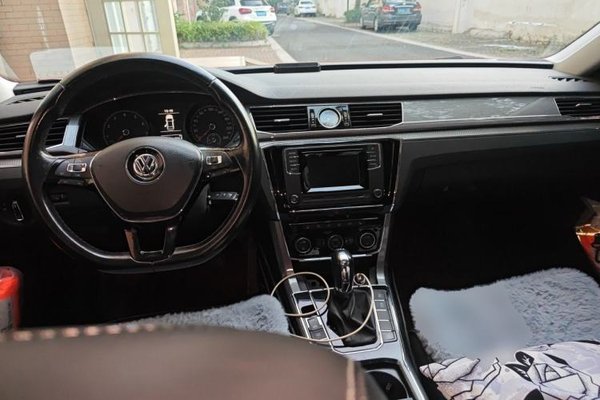 Volkswagen Passat 2016, 160400 км, за 6122 USD - фото 9