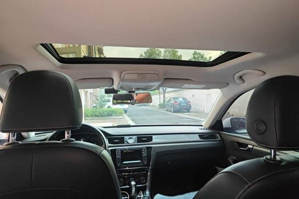 Volkswagen Passat 2016, 160400 км, за 6122 USD - фото 18
