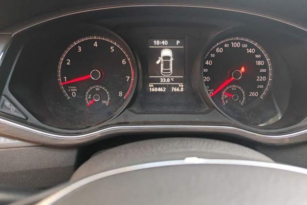 Volkswagen Passat 2016, 160400 км, за 6122 USD - фото 12