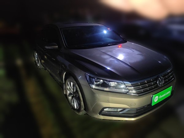 Volkswagen Passat 2017, 130100 км, за 8078 USD