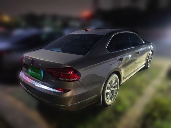 Volkswagen Passat 2017, 130100 км, за 8078 USD - фото 6