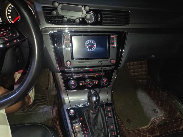 Volkswagen Passat 2017, 130100 км, за 8078 USD - фото 14