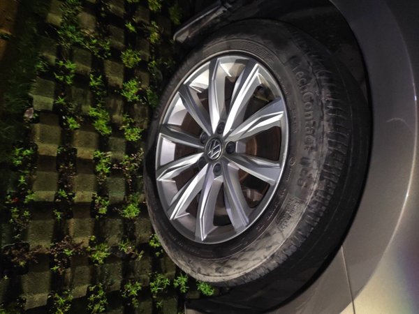 Volkswagen Passat 2017, 130100 км, за 8078 USD - фото 8