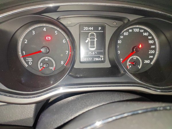 Volkswagen Passat 2017, 130100 км, за 8078 USD - фото 13