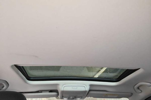 Volkswagen Passat 2017, 135900 км, за 9838 USD - фото 15