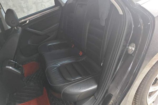 Volkswagen Passat 2017, 135900 км, за 9838 USD - фото 20
