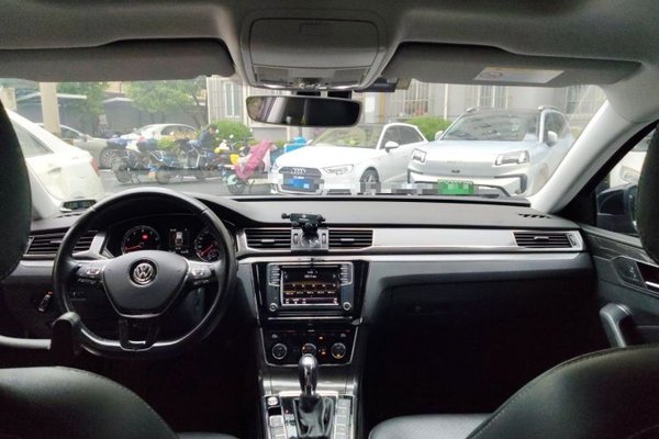Volkswagen Passat 2017, 32100 км, за 12614 USD - фото 14
