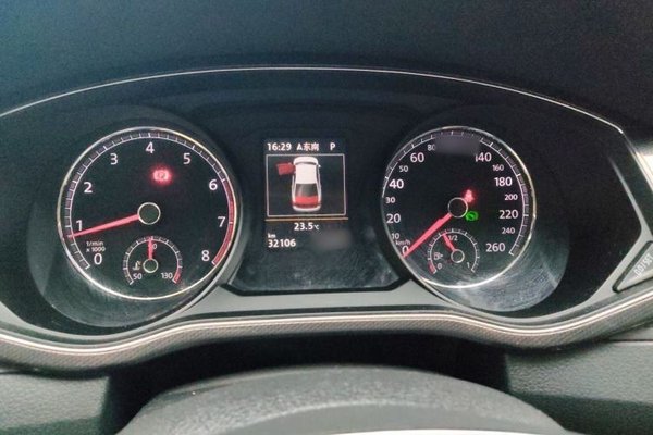 Volkswagen Passat 2017, 32100 км, за 12614 USD - фото 9