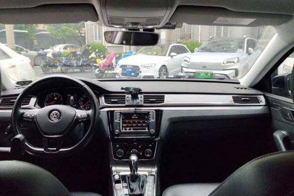 Volkswagen Passat 2017, 32100 км, за 12614 USD - фото 17