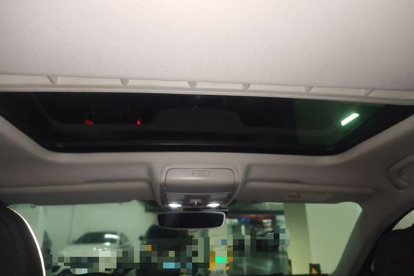 Volkswagen Passat 2017, 78700 км, за 10855 USD - фото 15