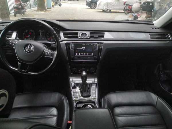 Volkswagen Passat 2017, 95200 км, за 10963 USD - фото 18