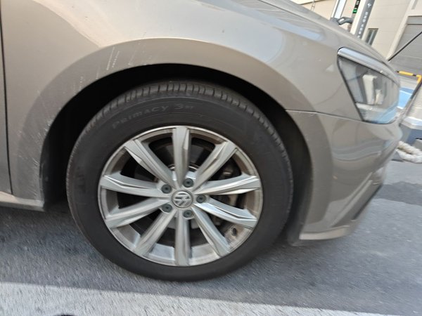 Volkswagen Passat 2017, 193000 км, за 6636 USD - фото 8