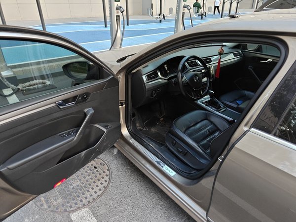 Volkswagen Passat 2017, 193000 км, за 6636 USD - фото 17