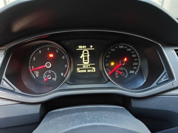 Volkswagen Passat 2017, 193000 км, за 6636 USD - фото 12