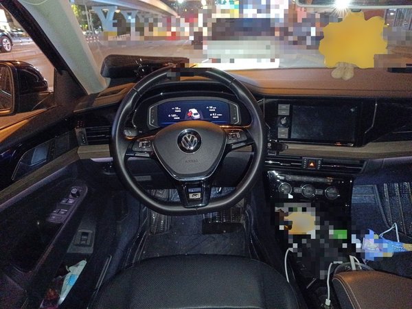 Volkswagen Passat 2019, 60700 км, за 13529 USD - фото 11