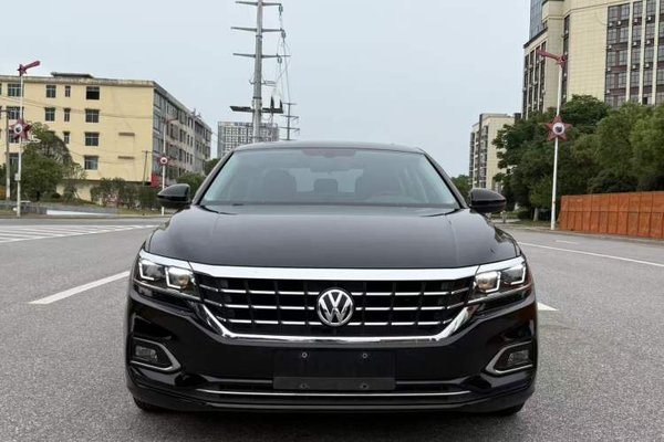 Volkswagen Passat 2019, 75300 км, за 12400 USD - фото 21