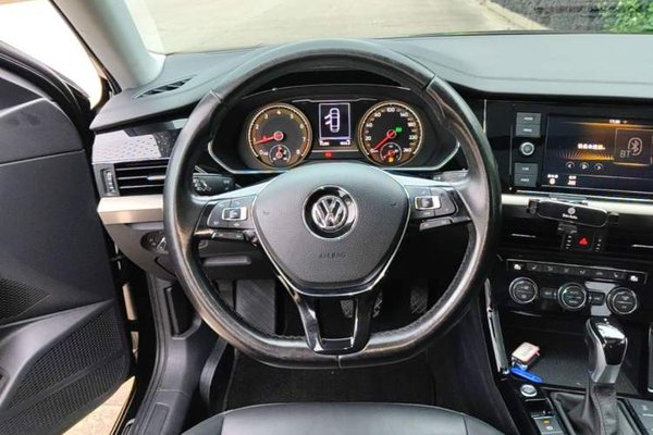 Volkswagen Passat 2019, 75300 км, за 12400 USD - фото 6