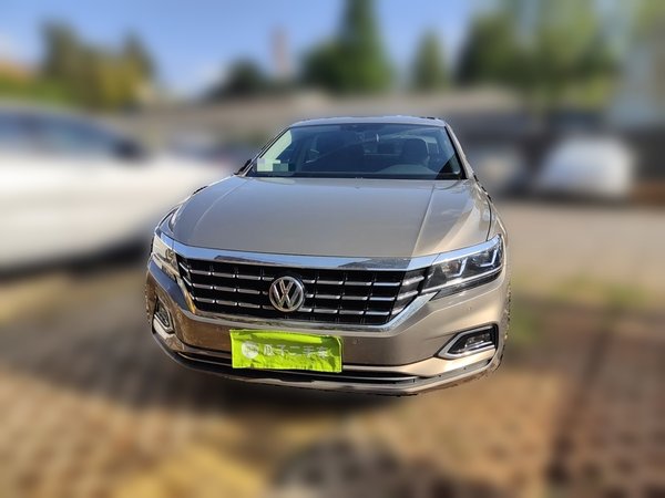Volkswagen Passat 2019, 98500 км, за 13488 USD