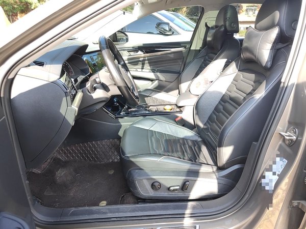 Volkswagen Passat 2019, 98500 км, за 13488 USD - фото 16