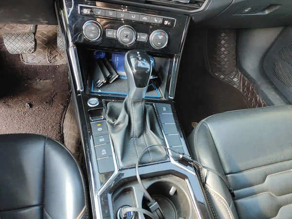Volkswagen Passat 2019, 98500 км, за 13488 USD - фото 15