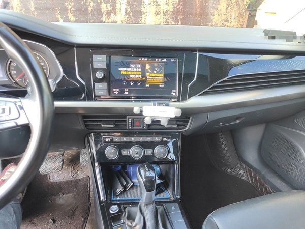Volkswagen Passat 2019, 98500 км, за 13488 USD - фото 14