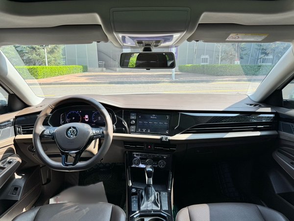 Volkswagen Passat 2019, 89700 км, за 13616 USD - фото 9