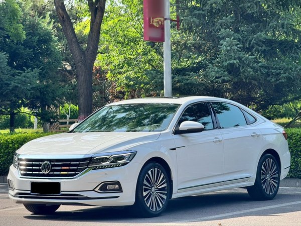 Volkswagen Passat · 2019 год