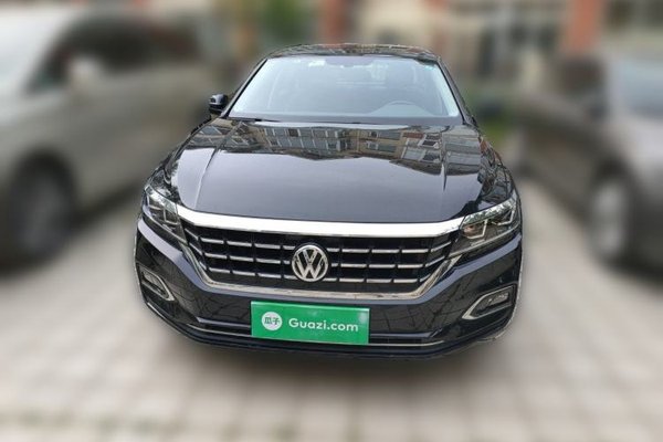 Volkswagen Passat 2020, 33900 км, за 14397 USD