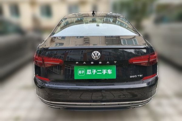 Volkswagen Passat 2020, 33900 км, за 14397 USD
