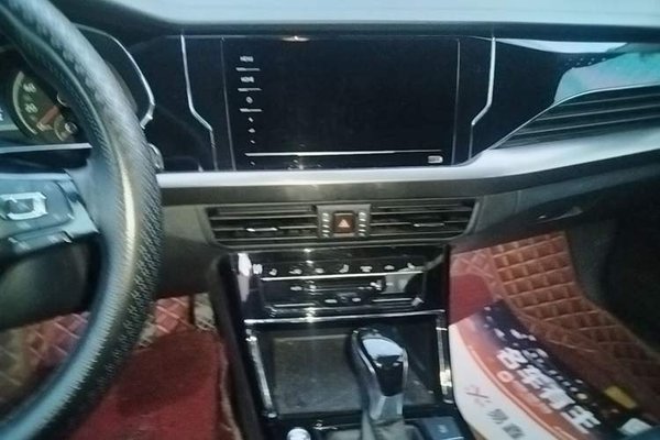 Volkswagen Passat 2020, 80100 км, за 12052 USD - фото 23