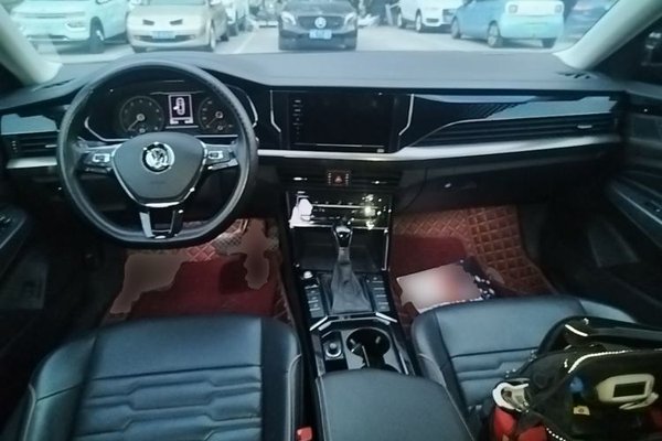 Volkswagen Passat 2020, 80100 км, за 12052 USD - фото 20