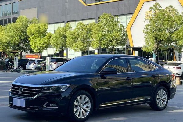 Volkswagen Passat · 2020 год