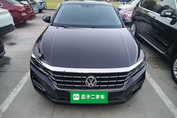 Volkswagen Passat 2020, 80100 км, за 12052 USD