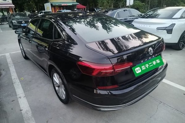 Volkswagen Passat 2020, 80100 км, за 12052 USD