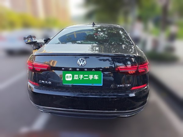 Volkswagen Passat 2020, 77500 км, за 11531 USD