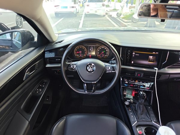 Volkswagen Passat 2020, 77500 км, за 11531 USD - фото 11