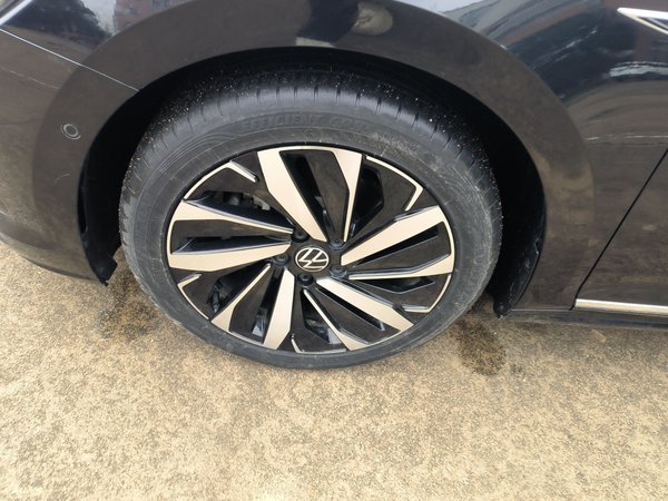 Volkswagen Passat 2022, 23500 км, за 19665 USD - фото 11