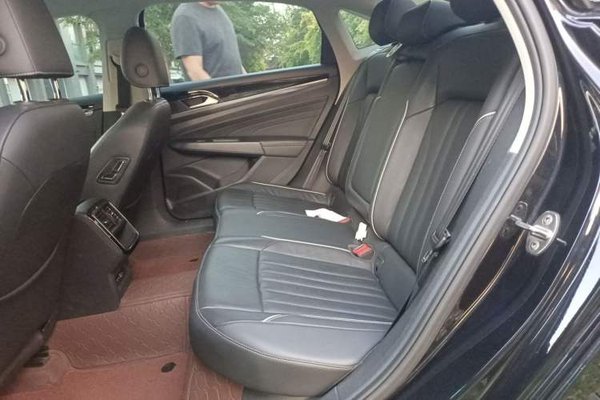 Volkswagen Passat 2022, 30099 км, за 15679 USD - фото 17