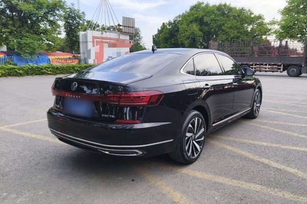 Volkswagen Passat 2022, 32200 км, за 18451 USD - фото 6