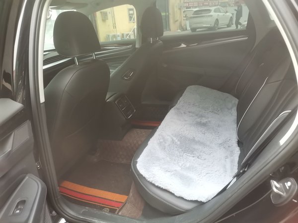 Volkswagen Passat 2022, 35600 км, за 18053 USD - фото 17