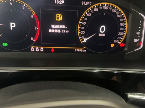 Volkswagen Passat 2022, 38000 км, за 18927 USD