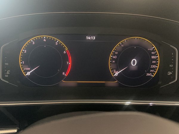 Volkswagen Passat 2022, 38000 км, за 18927 USD