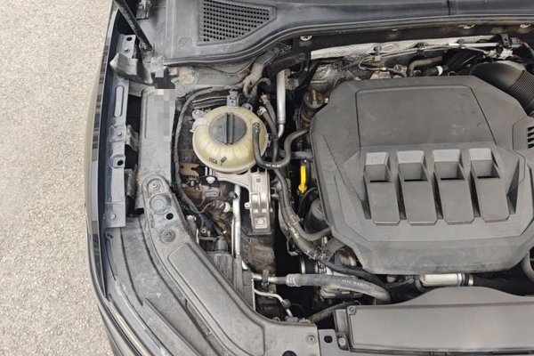 Volkswagen Passat 2022, 47500 км, за 14893 USD - фото 23