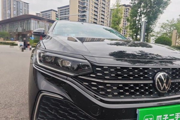 Volkswagen Passat 2022, 47500 км, за 14893 USD - фото 7