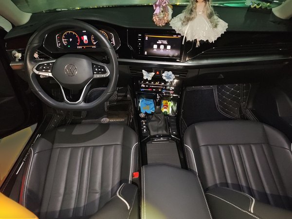 Volkswagen Passat 2022, 48099 км, за 16840 USD - фото 10