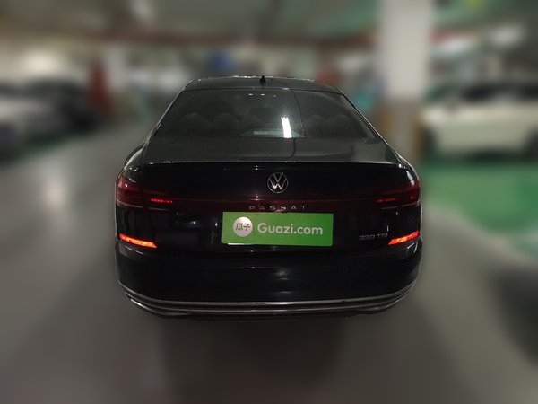 Volkswagen Passat 2022, 48099 км, за 16840 USD