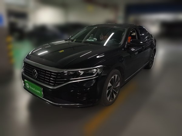 Volkswagen Passat 2022, 48099 км, за 16840 USD